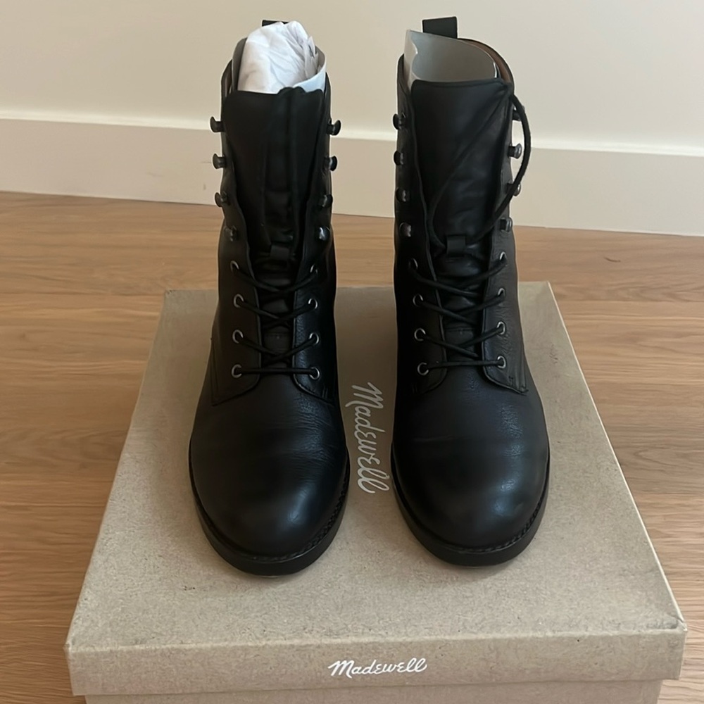 Madewell The Patti Lace-up Leather Boots in Black, size 7